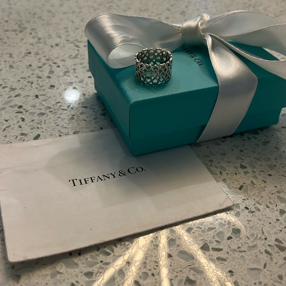 Tiffany & Co Paloma Picasso Silver Crown of Hearts 3 Row Ring Size 6 Wide Band